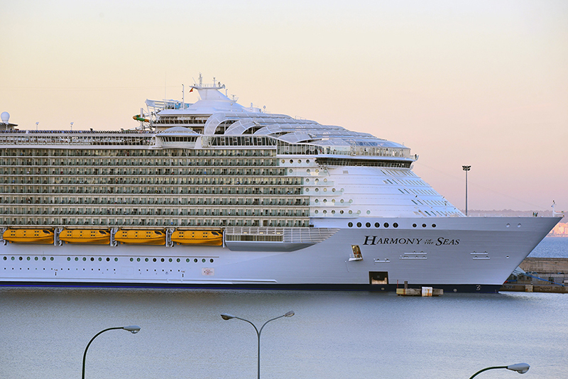 Harmony of the seas größtes Kreuzfahrtschiff Palma de Mallorca